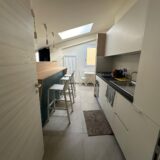 Mansarda arredata in zona residenziale