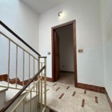 Secondo piano in piccola palazzina